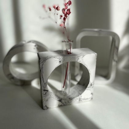 Коллекция минималистичных ваз