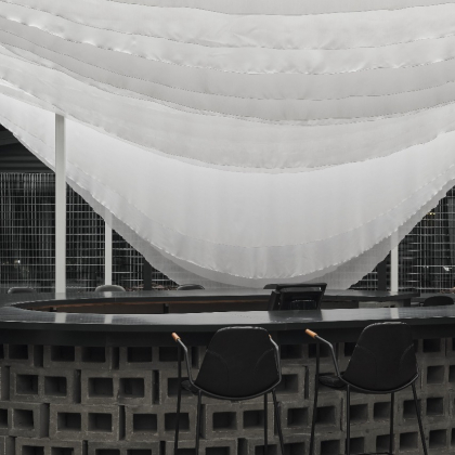 SEASONS pop-up