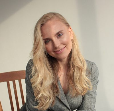 Ксения Попова