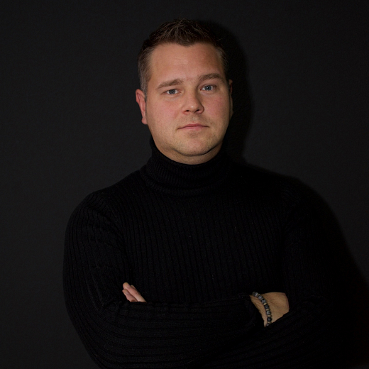 Алексей Маринин