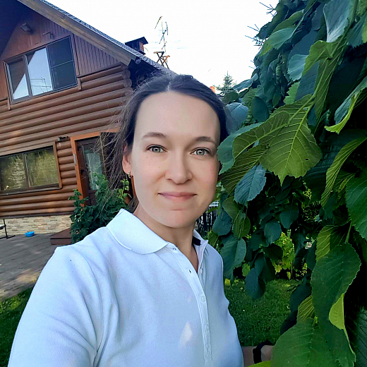 Лариса Луканова