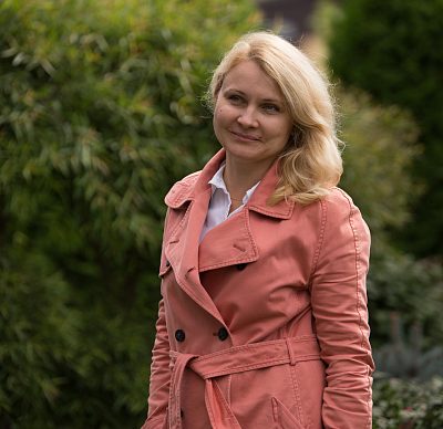 Юлия  Наместникова
