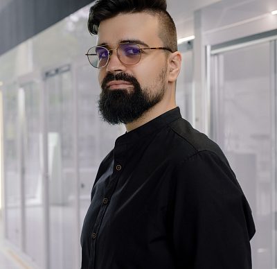 Александр Тюрин