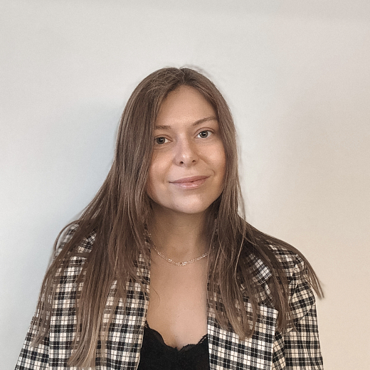 Алина Казнина