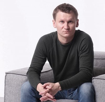 Олег Чарушин