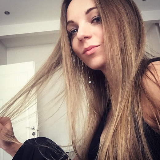 Юлия Бутина