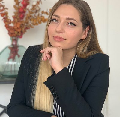Вероника Зазнова