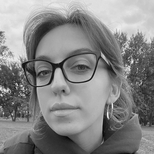 Елена Бакуменко