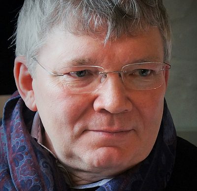 Владимир Новиков