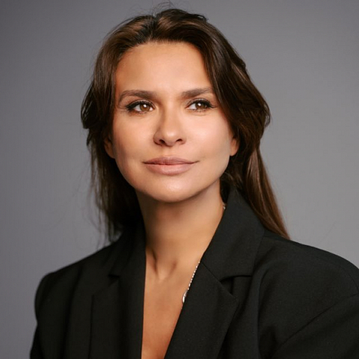 Елена  Поворова