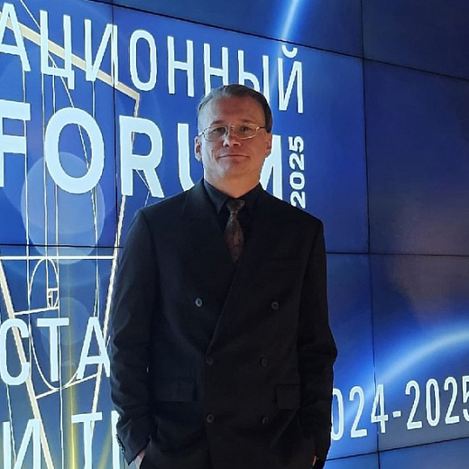 Виктор Шаров