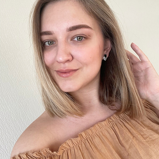 Лежнина Вероника